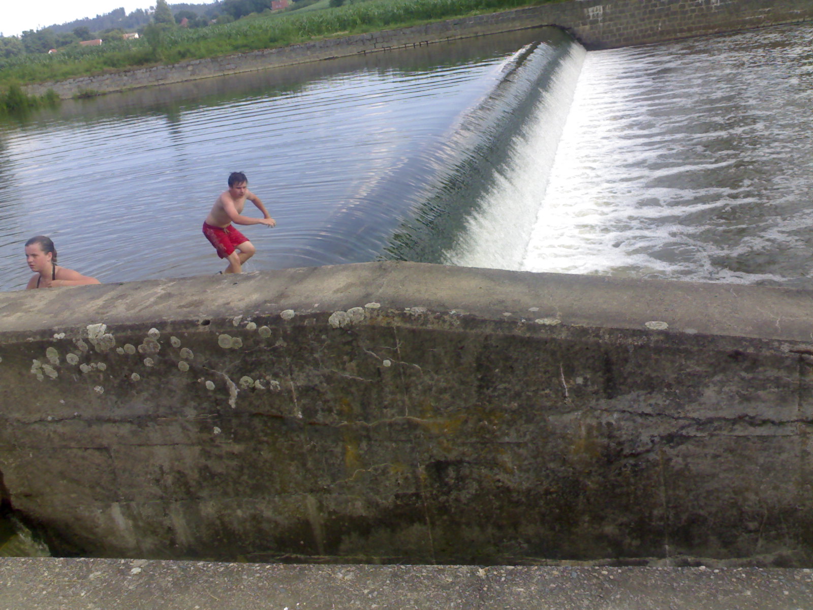 06072011565